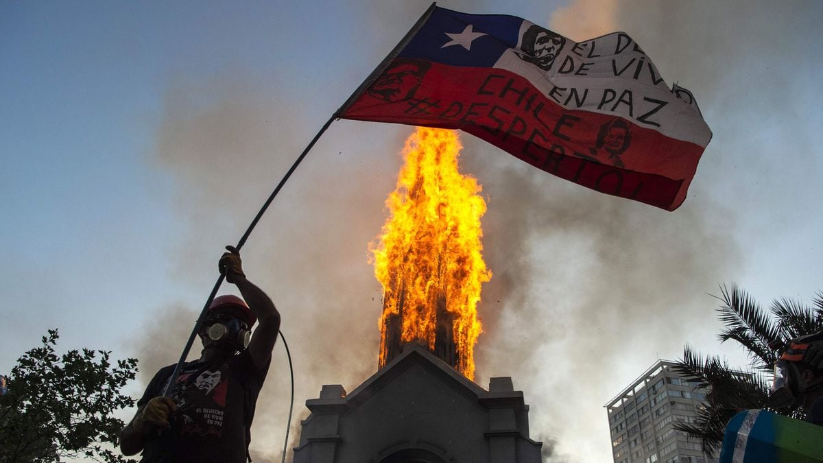 Tá em crise? Chama o Chile: por que a seleção chilena virou amuleto do  Brasil?