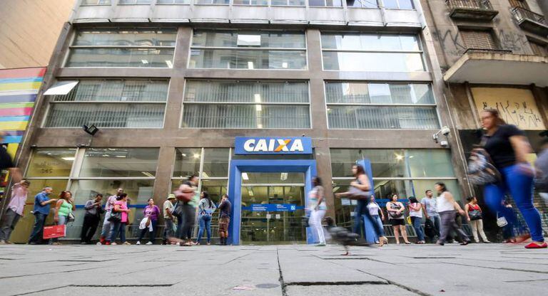 Agência da Caixa no centro de São Paulo.