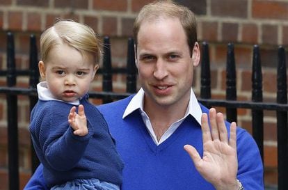 O bebê George e o príncipe William.