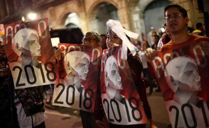 Apoiadores de López Obrador festejam a vitória.