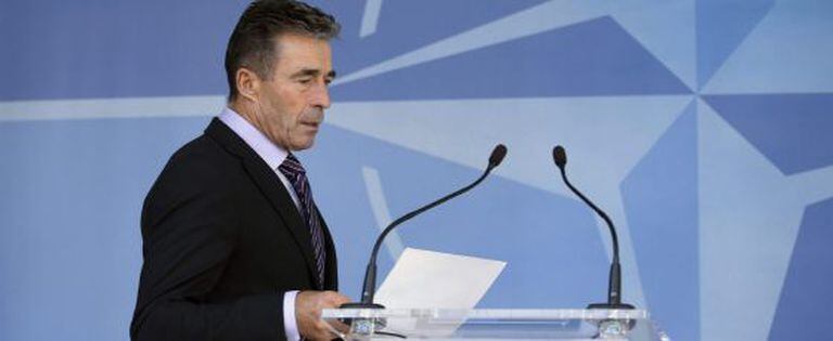 O secretário-geral da OTAN, Anders Fogh Rasmussen, em sua apresentação aos jornalistas.