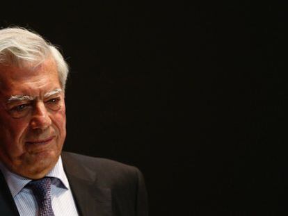Vargas Llosa, no fórum da oposição venezuelana.