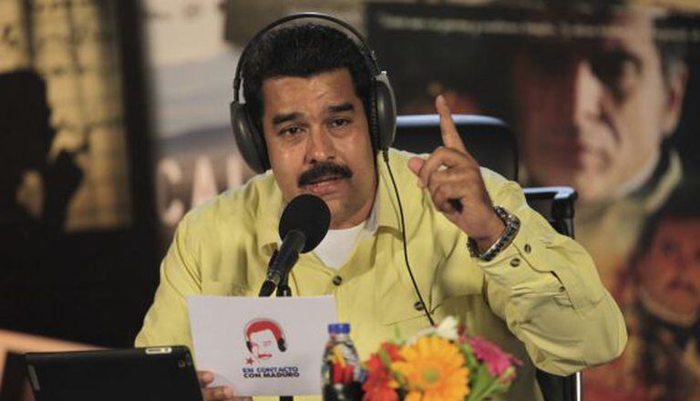 O presidente Maduro fala em seu programa de rádio.