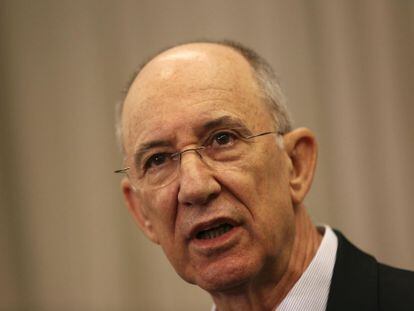 O presidente do PT, Rui Falcão, nesta segunda.
