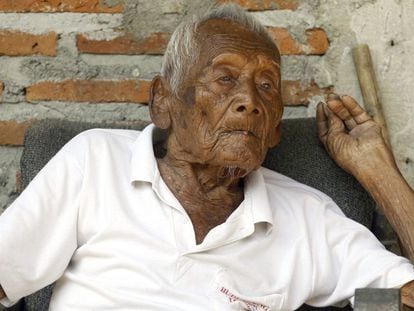 Gotho, o indonésio de 145 anos. Áudio em espanhol.