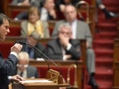 Manuel Valls durante seu discurso na Assembleia Nacional em Paris.