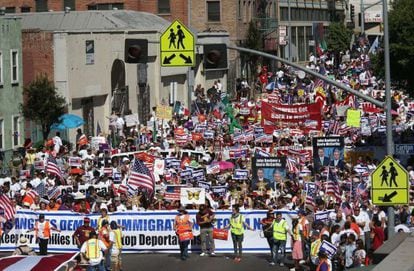 Marcha pelos direitos dos imigrantes nos EUA, em Los Angeles.