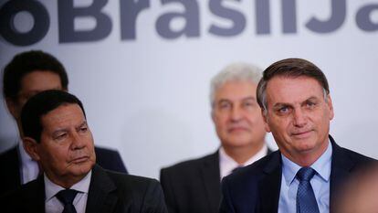 O vice Mourão e o presidente Bolsonaro em 5 fevereiro, no Palácio do Planalto.