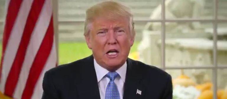 Donald Trump expõe suas políticas na TV.