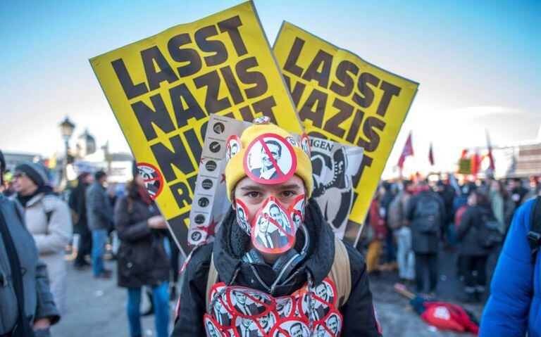 Manifestante durante o protesto em Viena contra o novo Governo austríaco