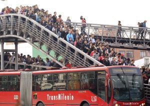 Passageiros do Transmilenio em Bogotá