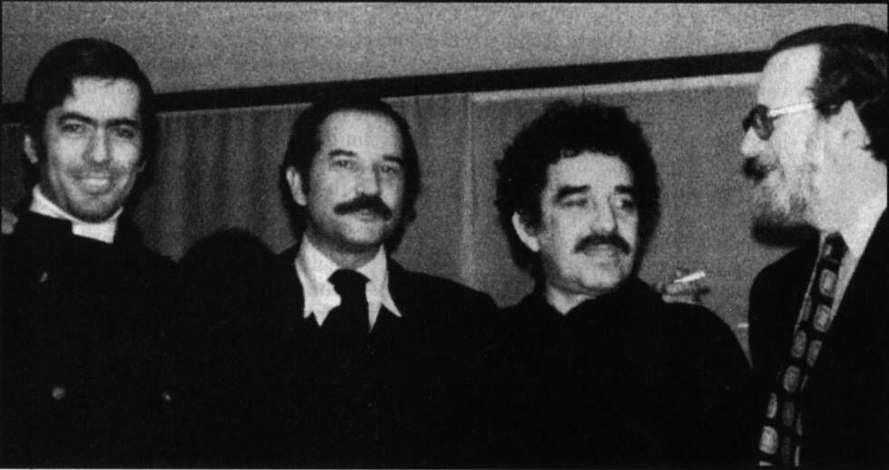 Da esquerda para a direita, Mario Vargas Llosa, Carlos Fuentes, Gabriel García Márquez e José Donoso, por volta de 1970.