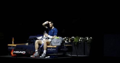 Andy Murray, durante um descanso na final de Paris-Bercy.