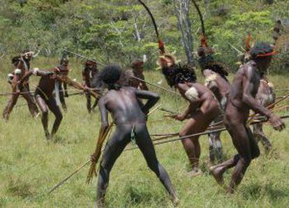 Aborígenes em Papua-Nova Guiné.
