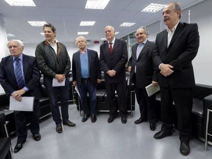 Os ex-ministros da Educação José Goldemberg (1991-1992), Fernando Haddad (2005-2012), Renato Janine (2015), Murilio Hingel (1992-1995), Cristovam Buarque (2003-2004) e Aloizio Mercadante (2015-2016).