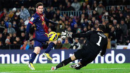 Messi vence Iraizoz em um duelo desta temporada