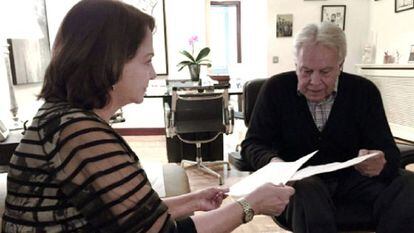 Mitzy Capriles com o ex-primeiro-ministro espanhol Felipe González.