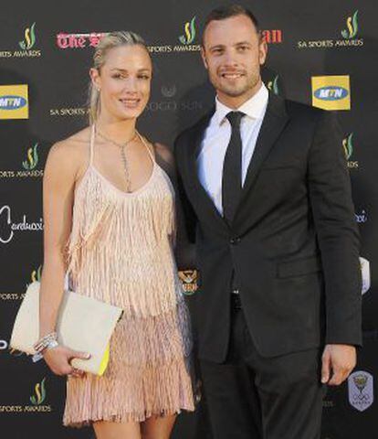 Pistorius e Reeva Steenkamp em imagem de arquivo.