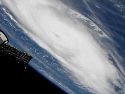 A Estação Espacial Internacional captou as imagens da tempestade atravessando o Atlântico