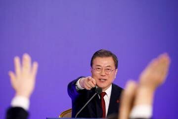 O presidente sul-coreano, Moon Jae-In, exerceu uma gestão eficaz apesar da proximidade com a China. 