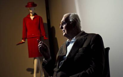 O estilista francês Hubert de Givenchy, em 2014 no Thyssen (Madri).