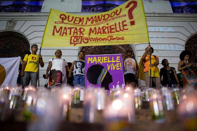 No dia 1o de novembro, manifestantes realizaram um protesto para cobrar investigações sobre quem mandou matar Marielle Franco.