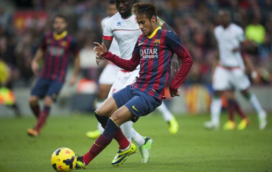 Neymar, durante o partida contra Granada.