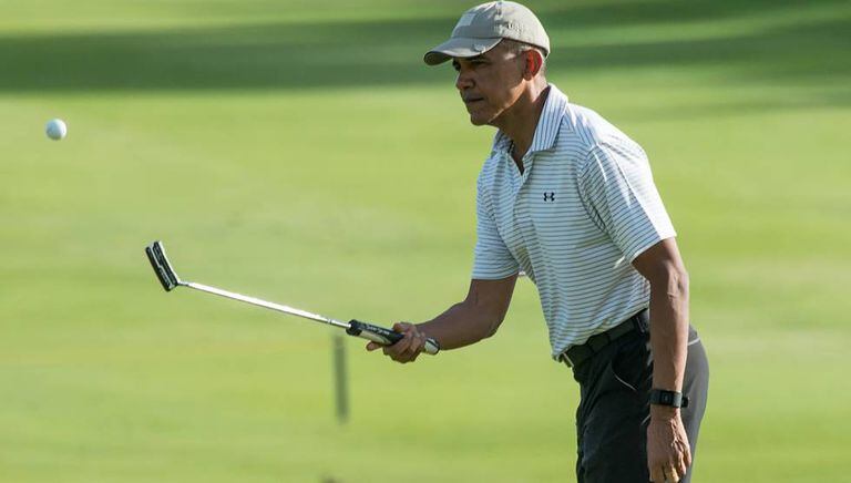 Obama, na quarta-feira jogando golfe durante suas férias no Havaí.