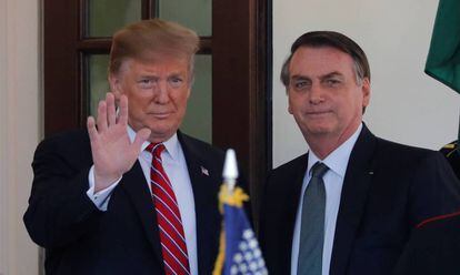 Trump e Bolsonaro na Casa Branca, em março.