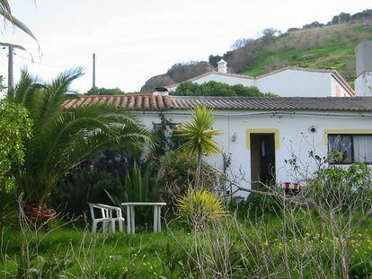 Casa onde morava o suspeito de matar Madeleine McCann na região do Algarve, em Portugal, em foto divulgada pela polícia alemã.