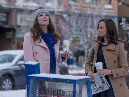 Lauren Graham e Alexis Bledel, em 'As 4 estações das garotas Gilmore'.