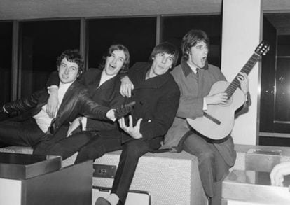 The Kinks em uma imagem de 1965.