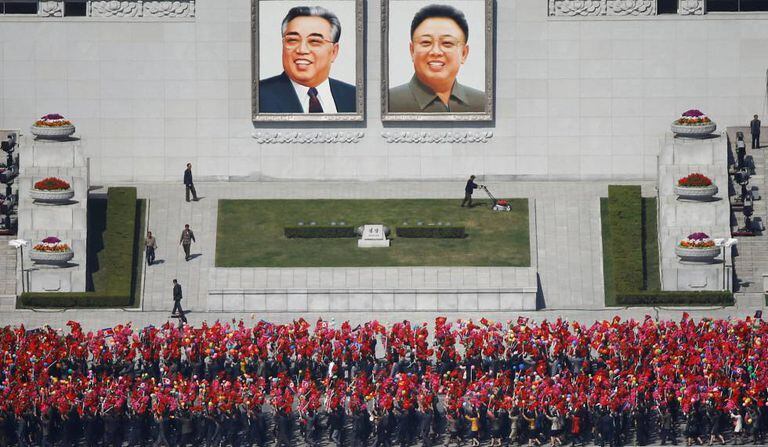 Os ensaios para o desfile em homenagem a Kim Il-Sung, em Pyongyang, na quarta-feira.
