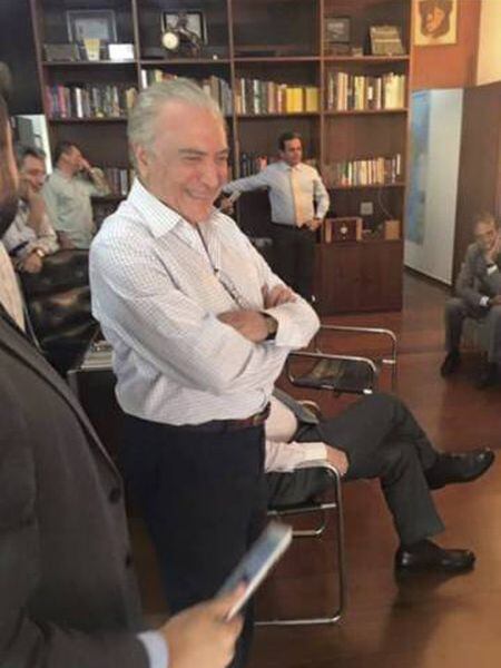 Temer acompanha a votação pelo impeachment de Dilma Rousseff.