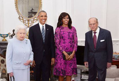 A Rainha Elizabeth II recebeu Barack e Michele Obama no castelo de Windson, com seu marido, o príncipe Philip, Duque de Edinburgh.