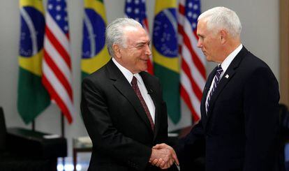 Temer e Mike Pence em Brasília. 