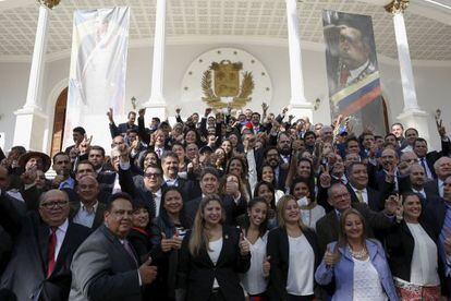 Parlamentares da oposição na Venezuela, no último dia 5 de janeiro.