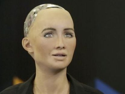 EL PAÍS conversou com a androide de inteligência artificial mais avançada do mundo