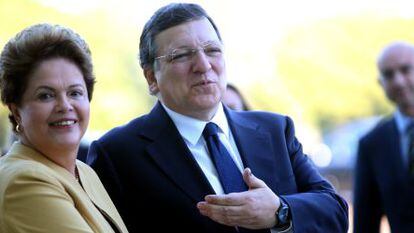 Dilma e Barroso, em Brasília em julho.