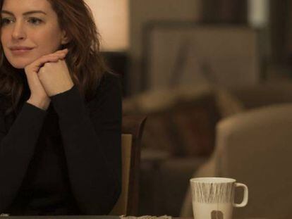 Anne Hathaway em seu capítulo de ‘Modern Love’, que explora a bipolaridade. 