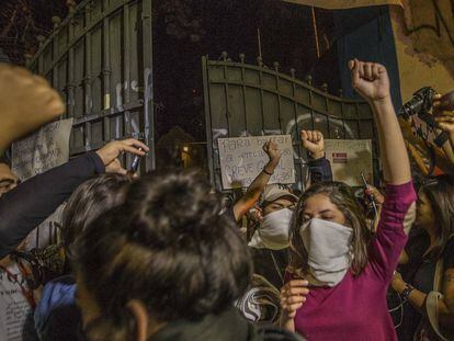 Alunos desocupam escola Caetano de Campos no último dia 12.