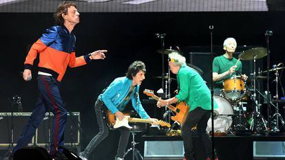 Mick Jagger (esquerda), Ron Wood, Keith Richards e Charlie Watts, The Rolling Stones, no festival Desert Trip, em Índio (Califórnia), nesta sexta-feira.