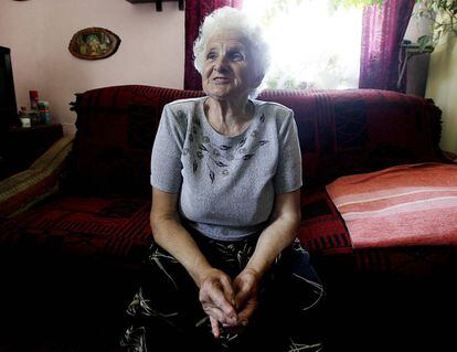 Henryka Jablonska, sobrevivente do ataque nazista a Chlaniów, onde mataram seu pai.