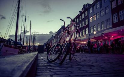 Entardecer em Nyhavn, em Copenhague.