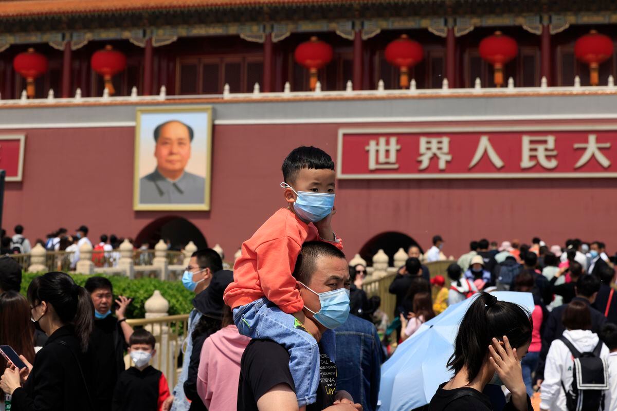 Contra envelhecimento da população, China autoriza casais a terem até três  filhos | Internacional | EL PAÍS Brasil
