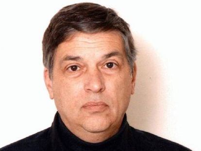 Robert Hanssen, considerado o primeiro espião cibernético dos EUA, depois de sua detenção.