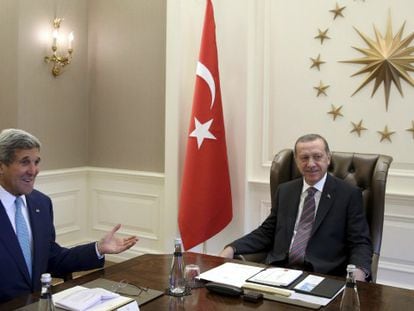 O secretário de Estado dos EUA e o presidente turco em Ancara, no dia 12 de setembro. / Foto: AFP | Vídeo: Reuters
