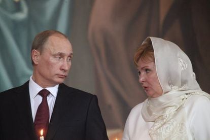 Putin e sua ex-mulher, Lyudmila, em foto de 2011.