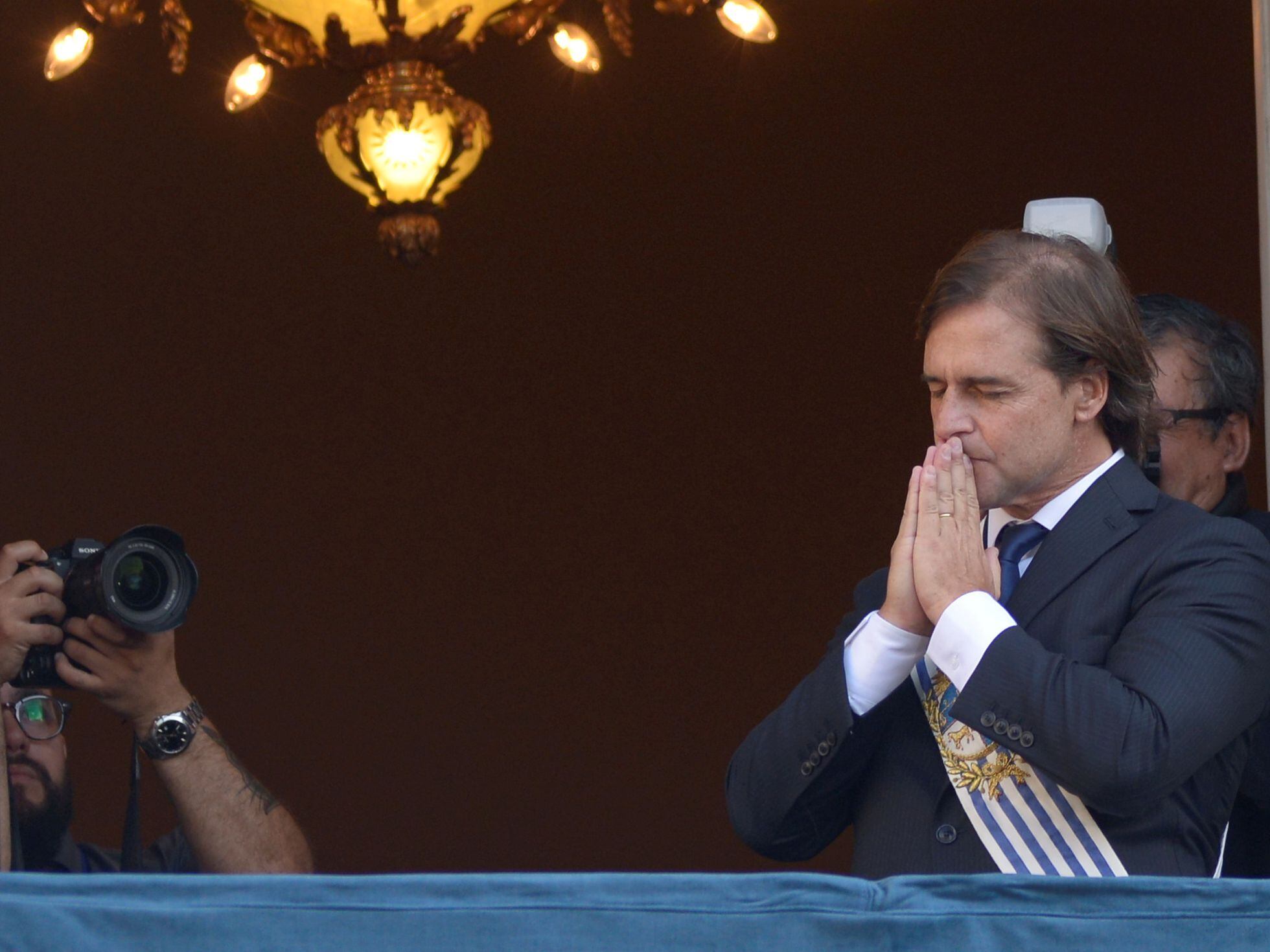 Bolsonaro diz que irá à posse de Lacalle Pou no Uruguai se confirmada a  vitória