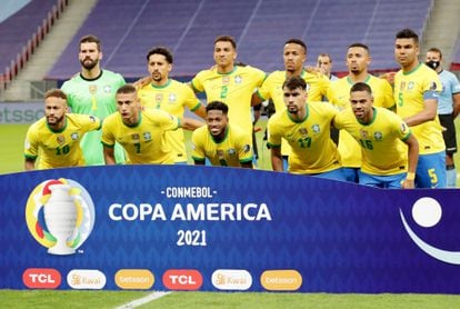 Brazil players pose for a team group photo before the match REUTERS/Henry Romero